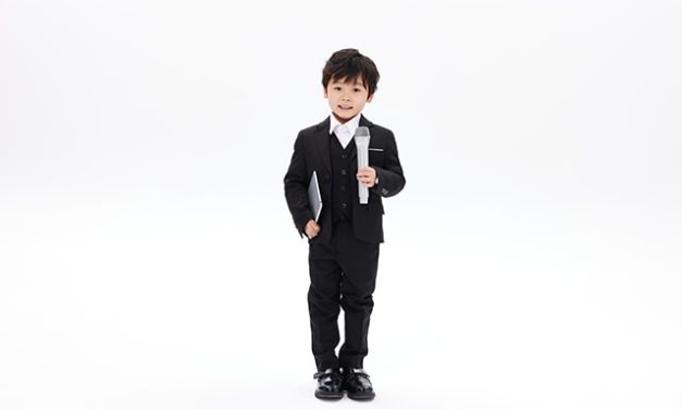 What shoes are good for children’s suits